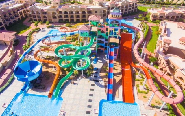 Charmillion Gardens Aquapark