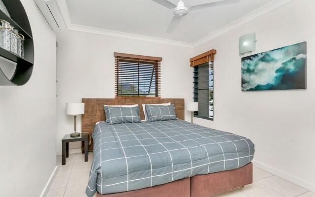 Blue Lagoon Private Resort Apartment