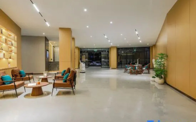 Yuecheng Four Seasons Hotel (Dejiang People's Park)