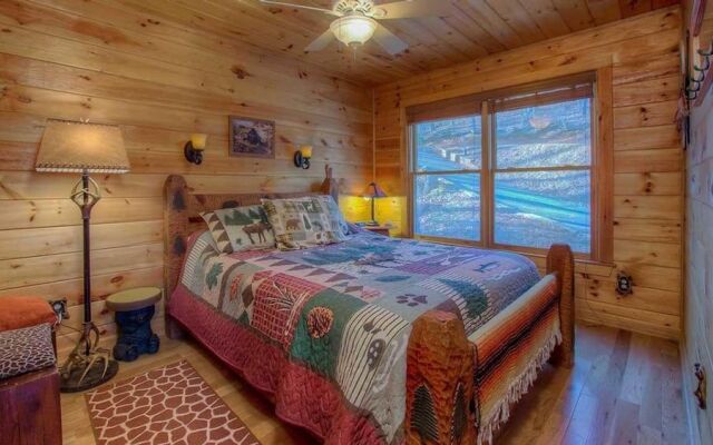 EddieBear by Escape to Blue Ridge