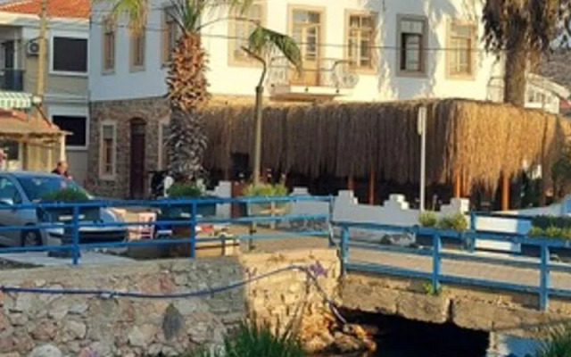 Pürhayal Çeşme