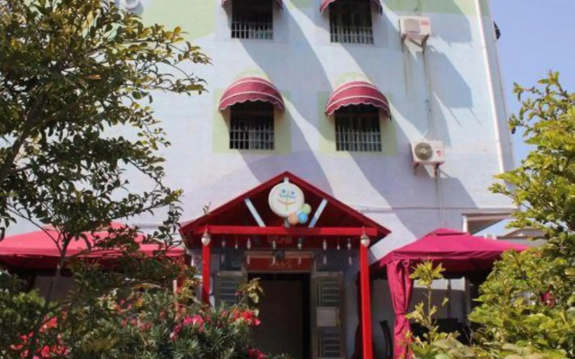 Ban Ban Tang Hai Bian Inn