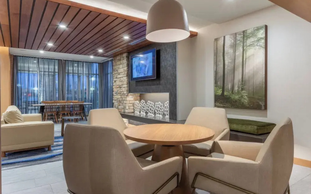 Fairfield Inn & Suites Franklin
