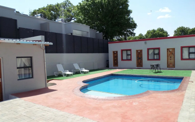 DJ Guest Lodge