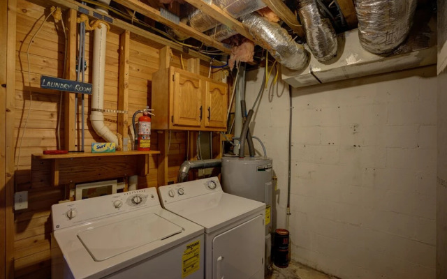 Eagle's Nest Hideaway