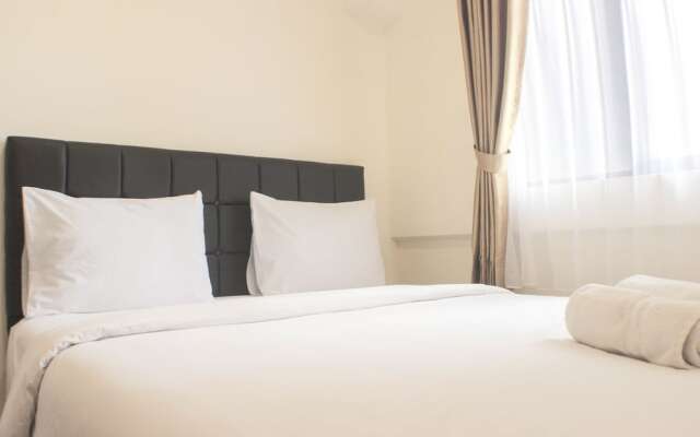 Comfort 1Br With Dining Room At Meikarta Apartment