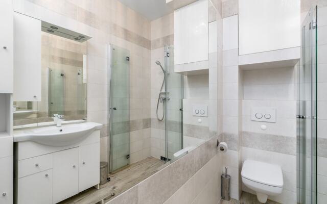 Apartment Poznan Wozna by Renters