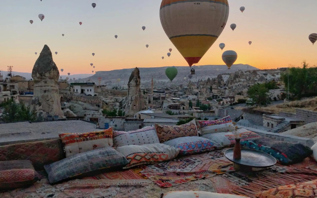 Lunar Cappadocia Hotel