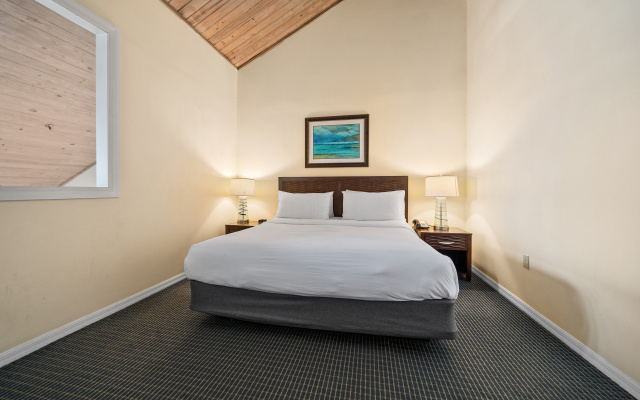 Holiday Inn & Suites Clearwater Beach S-Harbourside by IHG