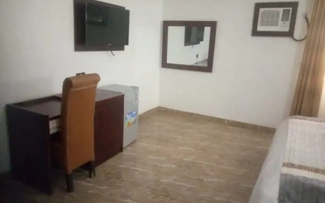 Larema International Hotels & suites