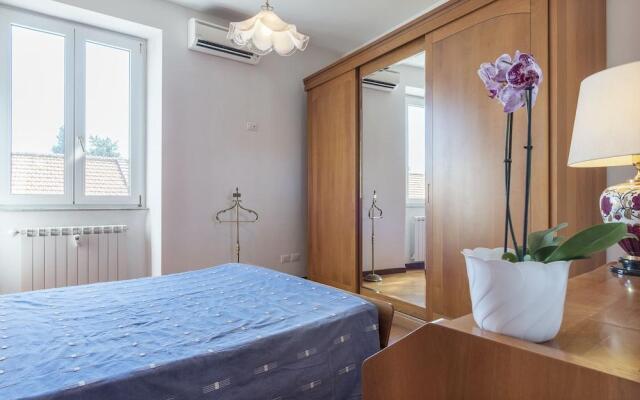 Colosseo & Colle Oppio Charming Apartment