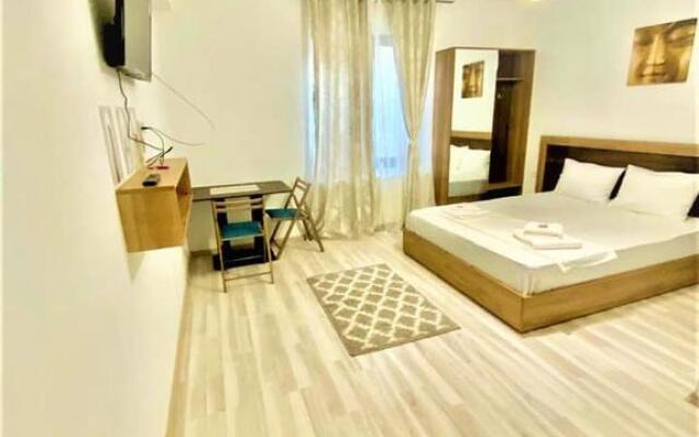 Ipsilanti House