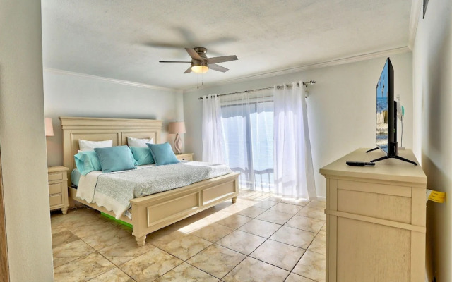 Land's End 9-301 Beach Front-premier