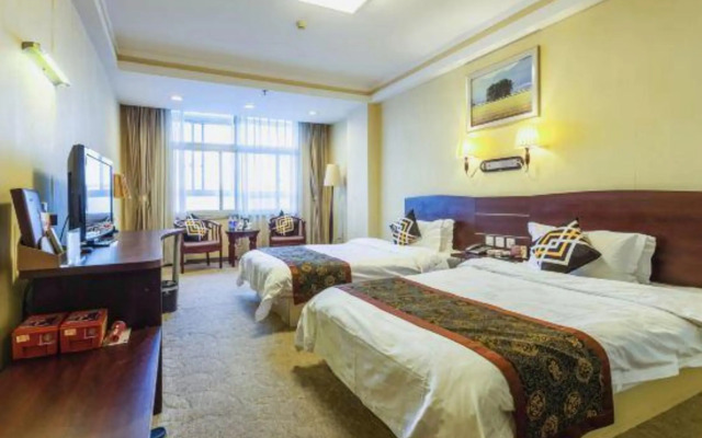 Minghao Holiday Hotel (Pingdingshan Kaiyuan Road Pedestrian Street)