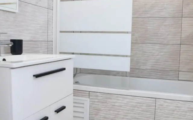 Valentina Coastal Suites in Central Paphos 3