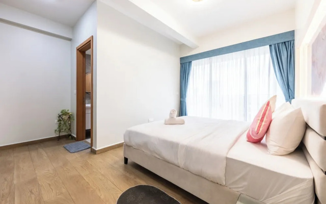 Royal Platinum Condo by Soben Homes