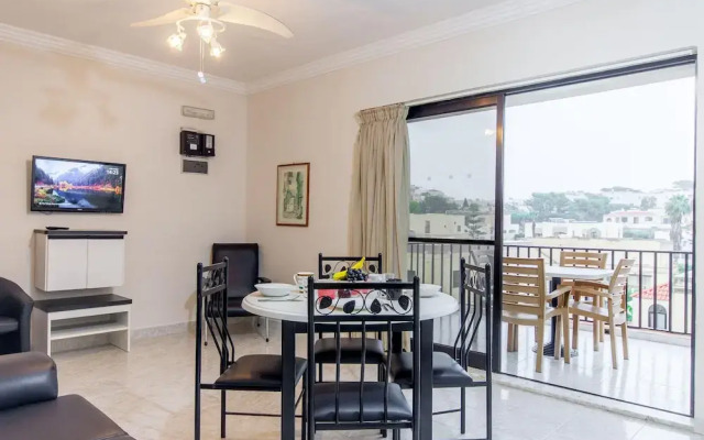 Merill Pool and Sea Charming Apart 4