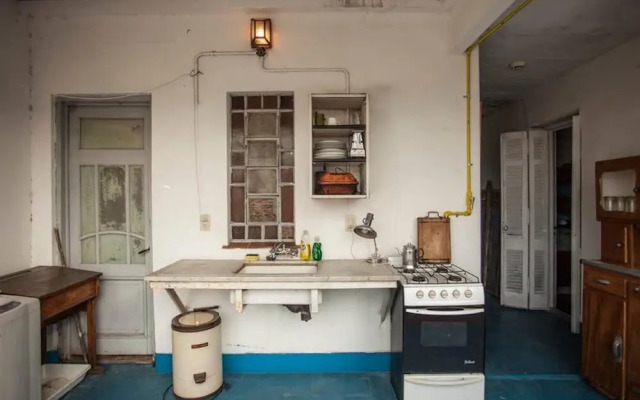 Charming Service Quarters In Mansion In San Telmo