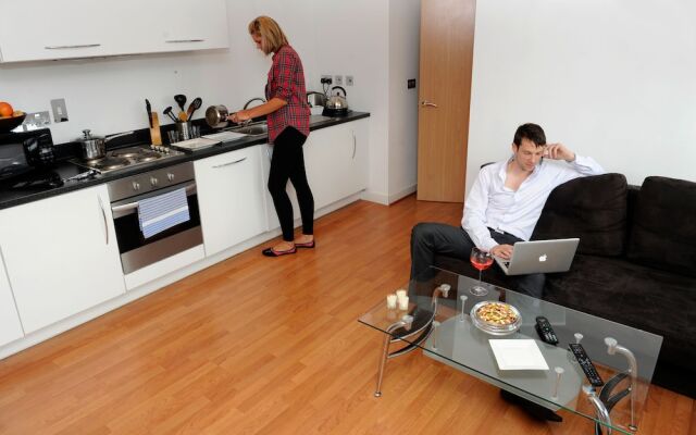 Comfort Zone Parkside Apartment Hotel Birmingham