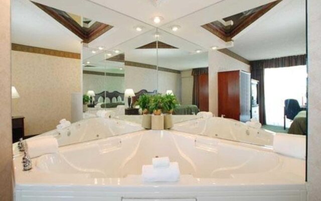 Rodeway Inn Conference Center