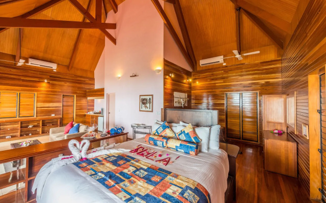 Mana Island Resort & Spa