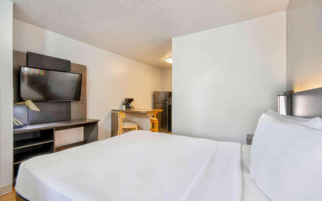 Studio 6 San Antonio, TX - Medical Center