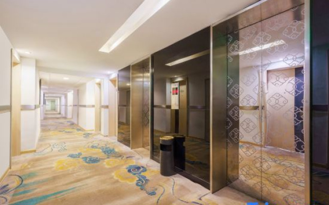 Longemont Yashi Business Hotel (Zhongjie Street，Shenyang)