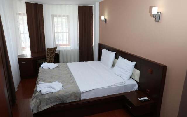 Bruti Hotel