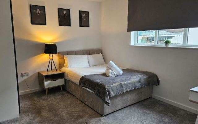 Lovely 2-bed Apartment in Liverpool