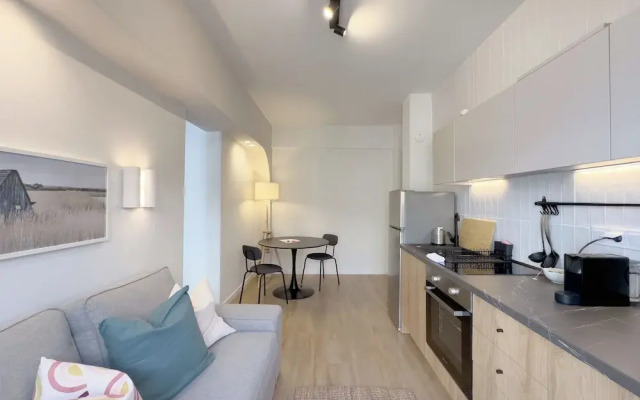 Amber Studios & Suites by halu