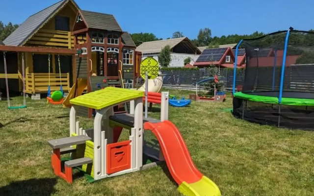Comfortable Holiday House With a Garden, Dabki