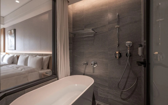 Grand Banyan Hotel