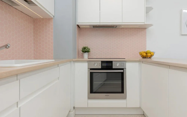 Sarmacka Apartment Wilanow by Renters