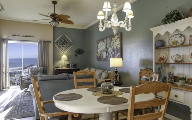 307 Casa Bella 2 Bedroom Condo by Redawning