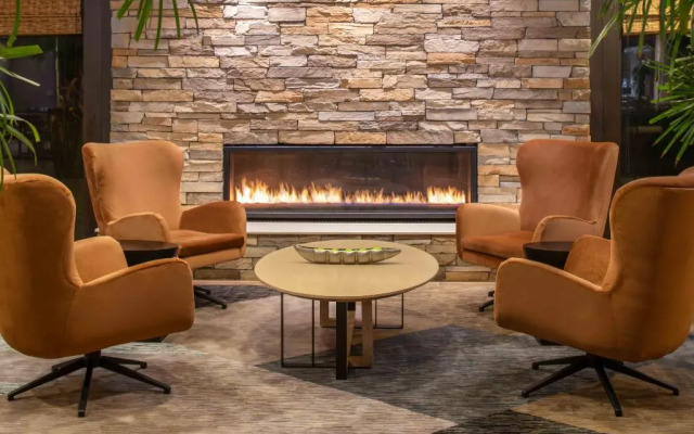 DoubleTree by Hilton San Francisco Airport