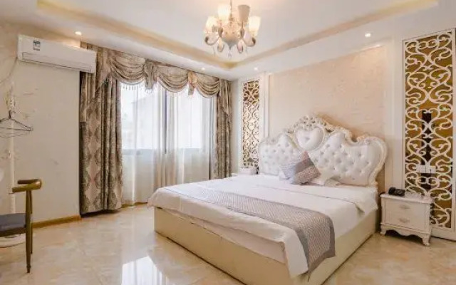 Shuang 'an Hotel (Gushi Youth Theme Store)