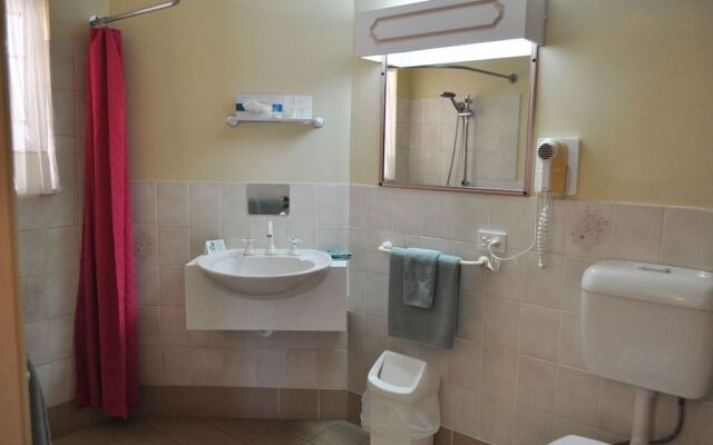 Mollymook Surfbeach Motel and Apartments