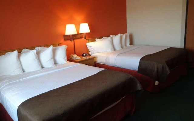 Holiday Inn Express Garden City East by IHG