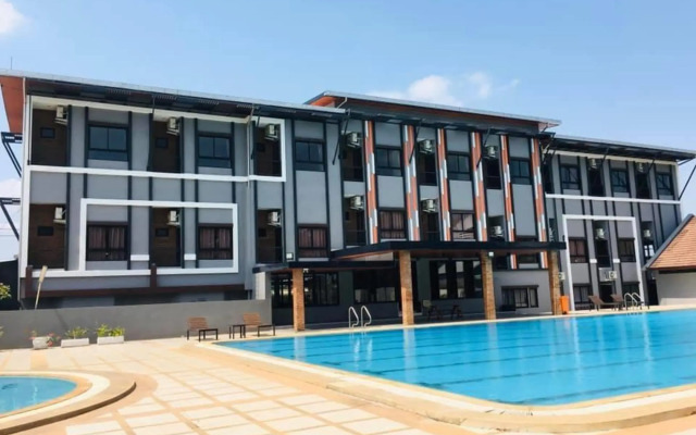 Buathong Pool Villa