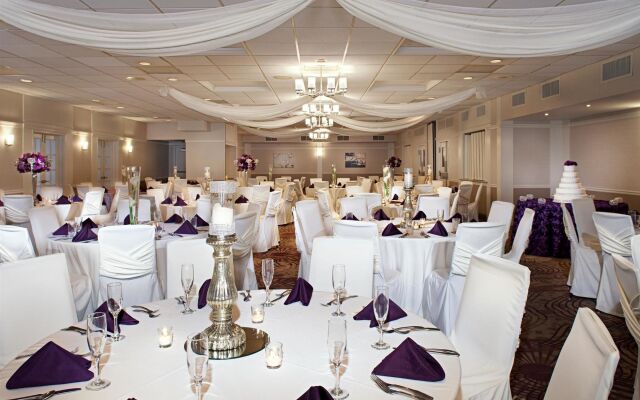 Best Western Plus Steeplegate Inn