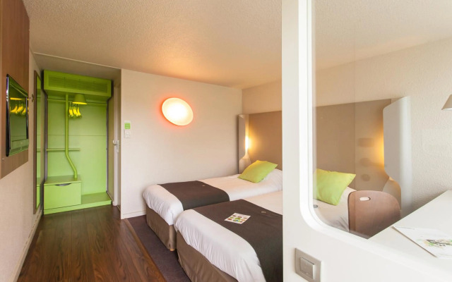 Campanile Poitiers Sud - Aéroport