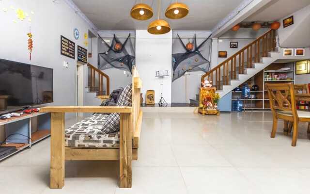 Bookaholic Beach Hostel