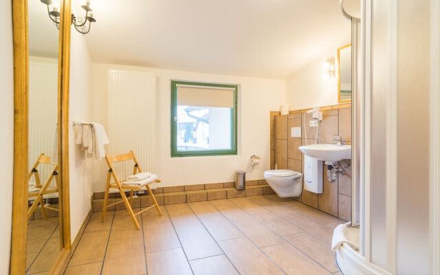 Villa und Haus Flora