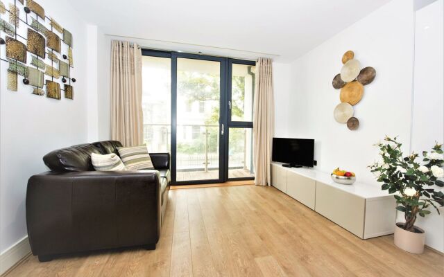 Charles Court Serviced Apartments