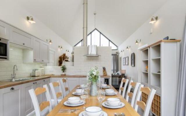Restharrow Lodge