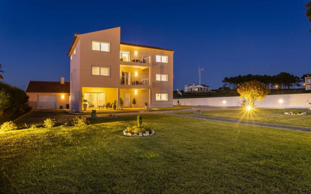 Ohana GuestHouse Ericeira