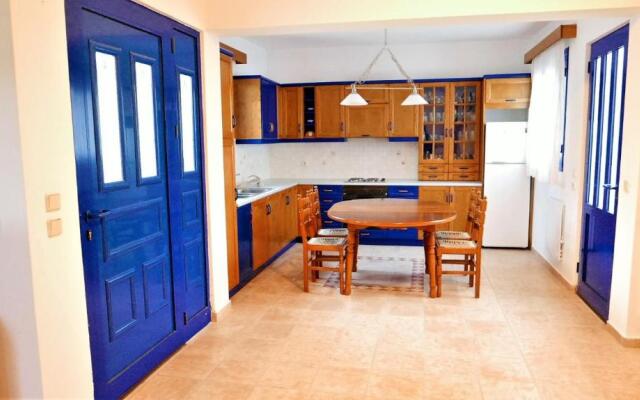 Electra Village House