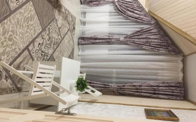 Guest House U Myrona