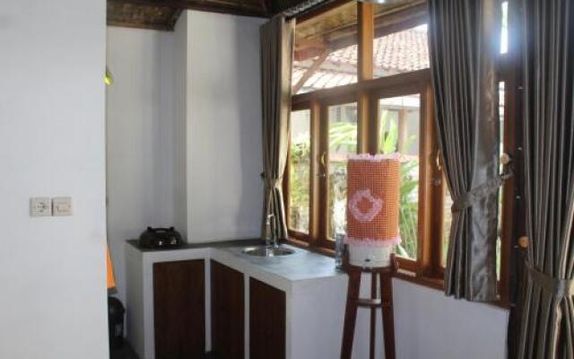 Pondok Ijo Guesthouse & Restaurant