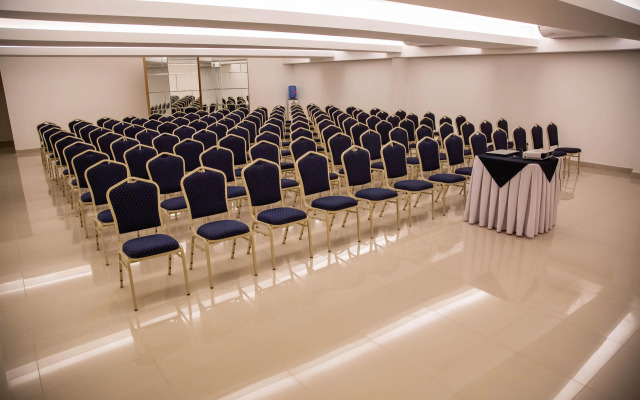 Oscar Hotel Executive